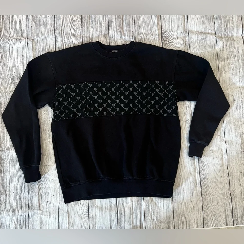 Primark black crewneck